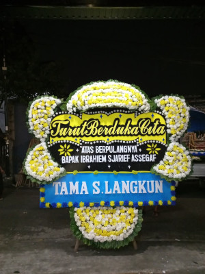Papan Bunga Duka di Parenggean